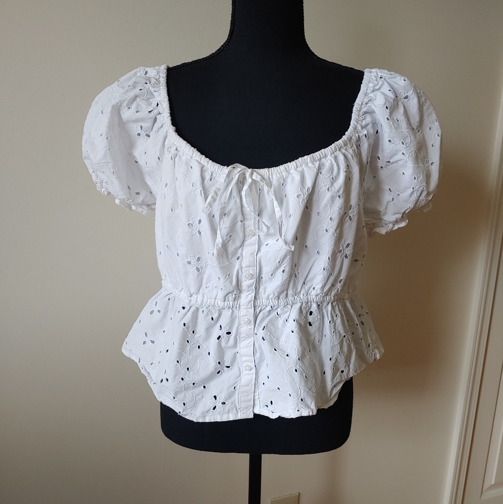 American Eagle White Eyelet  Top    Size XL